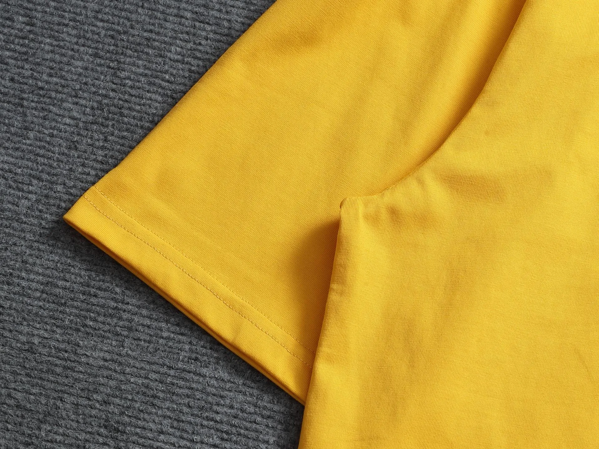 BALENCIAGA 2026 SCHOOL Logo ， Retro Same Style T 320 Versatile : Yellow Size：XS S M L